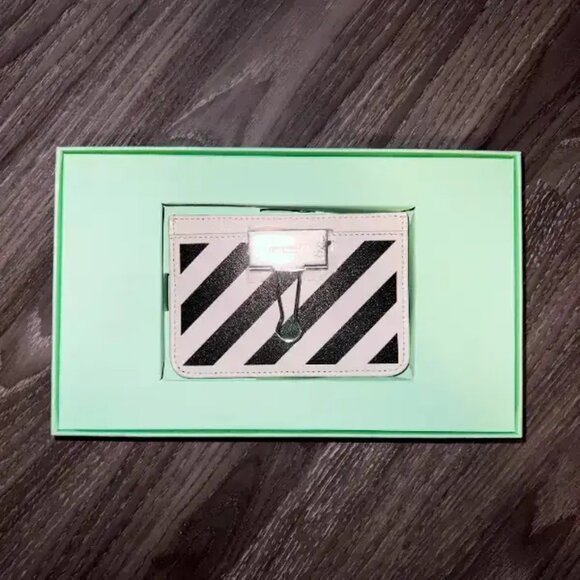 NEW Off White Cardholder Wallet - Picture 1 of 4